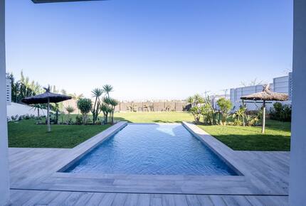 Villa Retinta: Sophisticated Coastal Villa with Panoramic Views - Tarifa, Spain