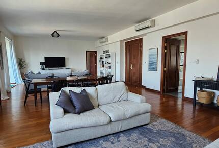 Elegant Wan Chai Residence with Panoramic Views - Wan Chai, Hong Kong