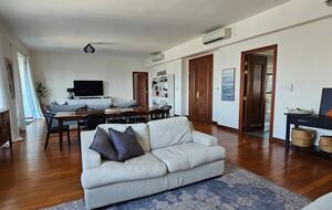 Elegant Wan Chai Residence with Panoramic Views - Wan Chai, Hong Kong