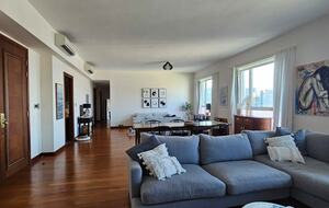 Elegant Wan Chai Residence with Panoramic Views - Wan Chai, Hong Kong