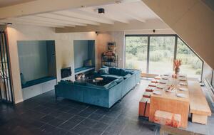 A Sophisticated Retreat with Swimming Pond and Guesthouse - Hulshorst, Netherlands