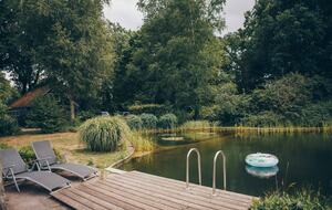 A Sophisticated Retreat with Swimming Pond and Guesthouse - Hulshorst, Netherlands