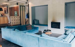 A Sophisticated Retreat with Swimming Pond and Guesthouse - Hulshorst, Netherlands