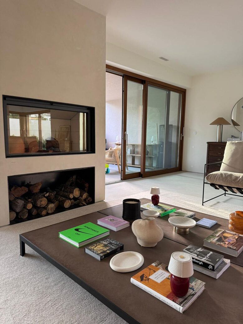 A Modern Villa with Garden Elegance - Colares, Portugal