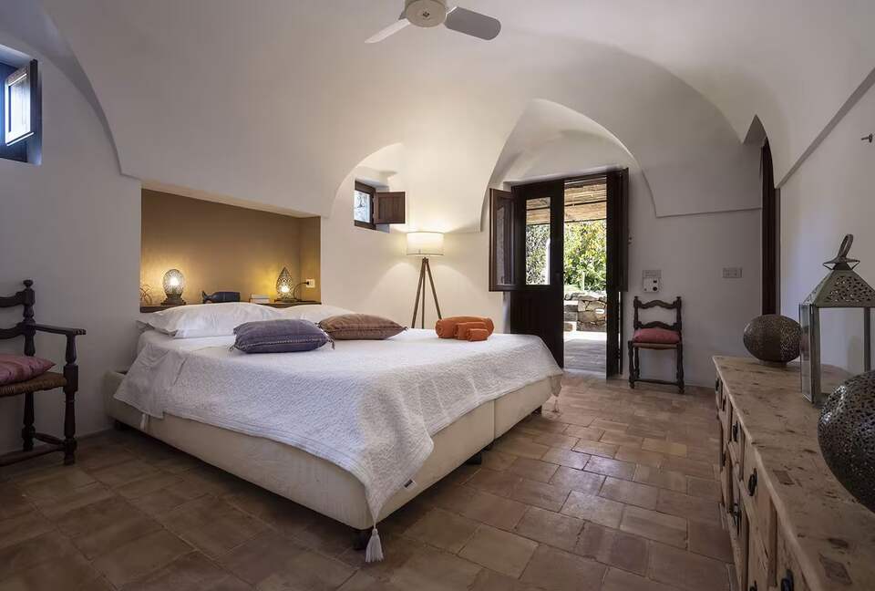 Authentic Pantelleria Estate with Terraced Gardens and Pool - Pantelleria, Italy