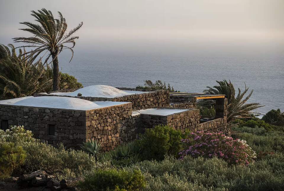 Authentic Pantelleria Estate with Terraced Gardens and Pool - Pantelleria, Italy
