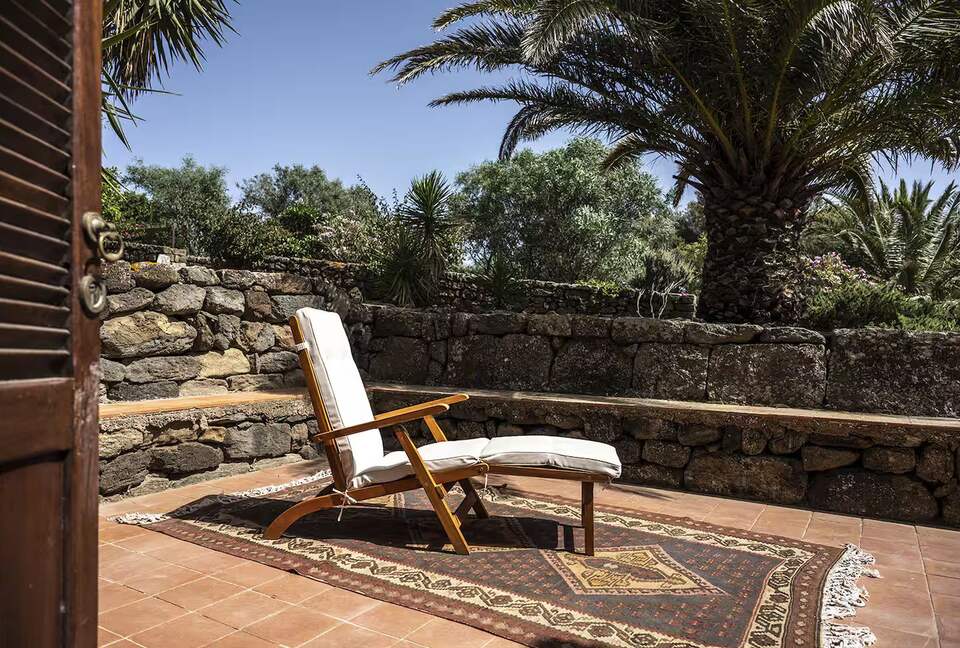 Authentic Pantelleria Estate with Terraced Gardens and Pool - Pantelleria, Italy