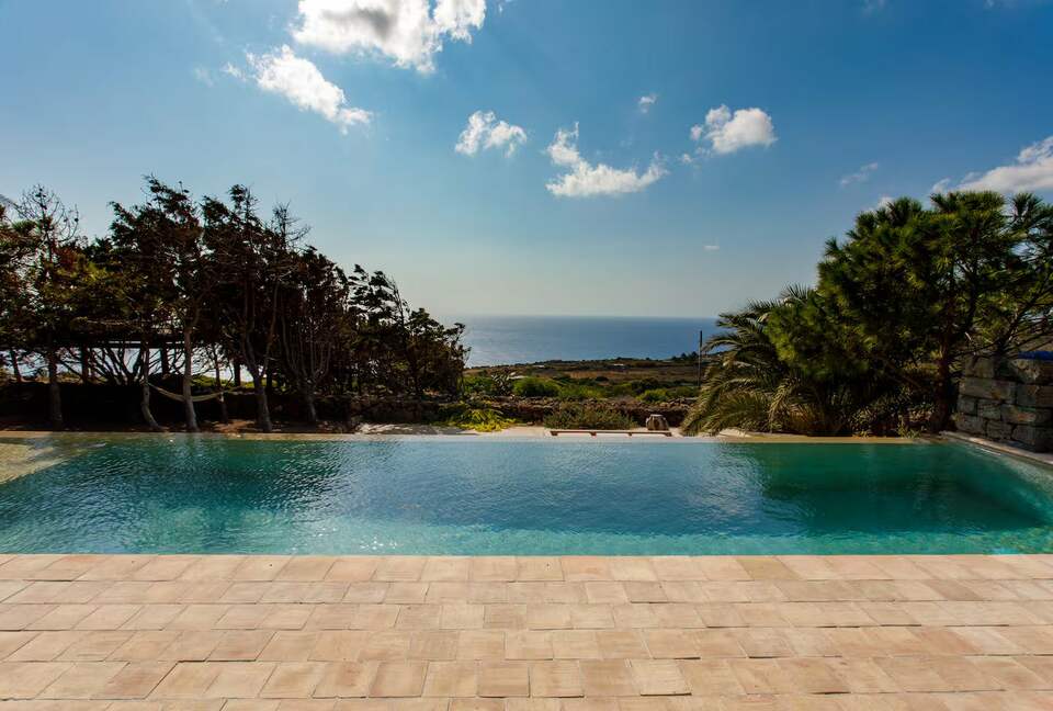 Authentic Pantelleria Estate with Terraced Gardens and Pool - Pantelleria, Italy