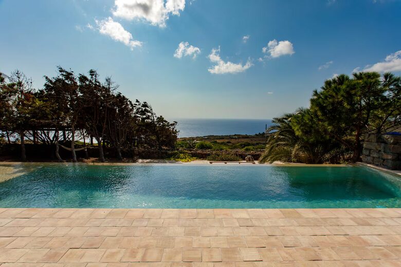 Authentic Pantelleria Estate with Terraced Gardens and Pool - Pantelleria, Italy