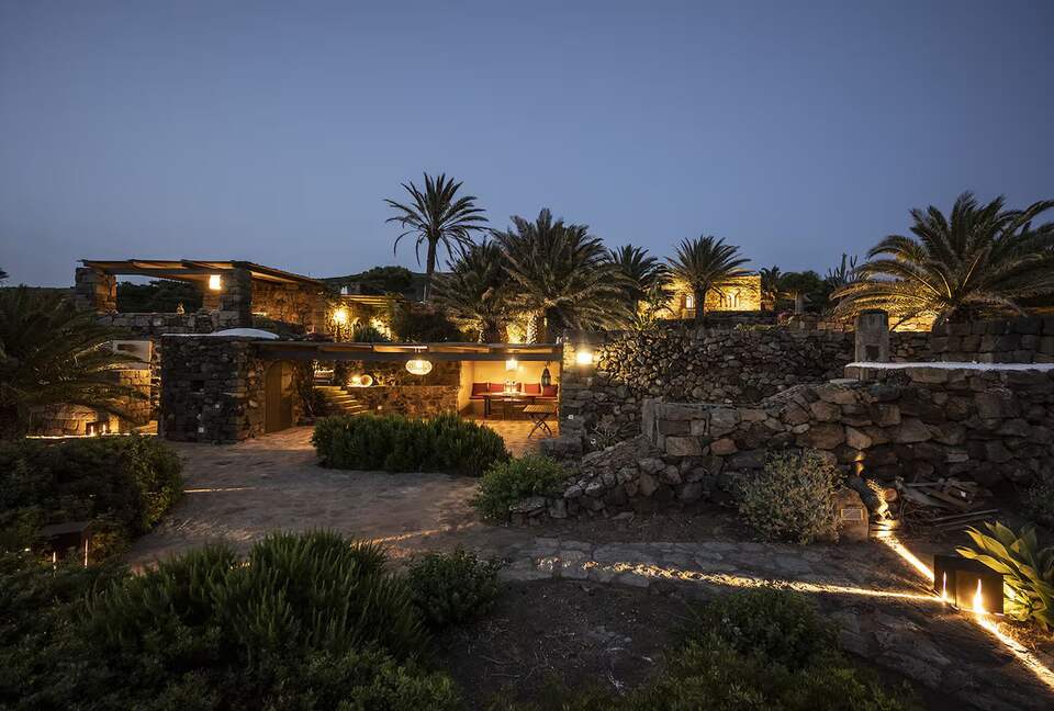 Authentic Pantelleria Estate with Terraced Gardens and Pool - Pantelleria, Italy
