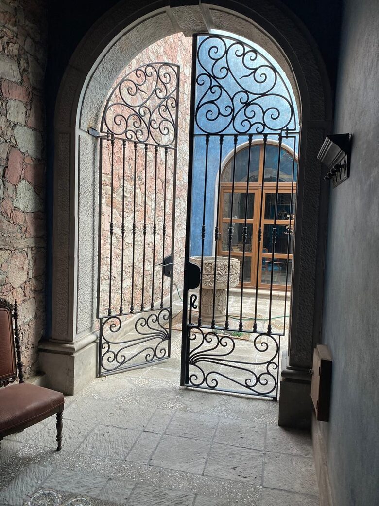 Villa Queretaro - Santiago de Querétaro, Mexico