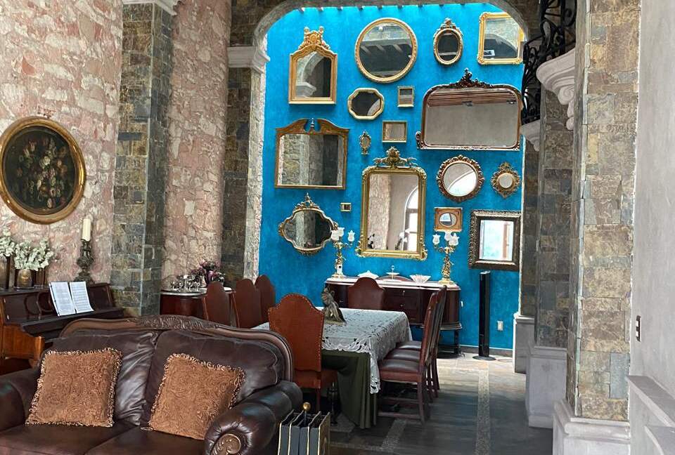 Villa Queretaro - Santiago de Querétaro, Mexico