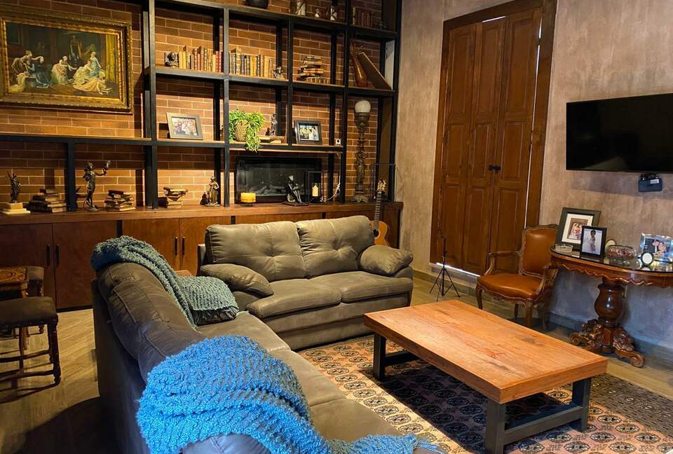 Villa Queretaro - Santiago de Querétaro, Mexico