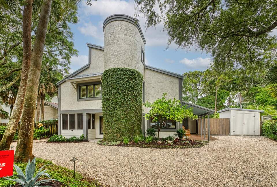 Coastal Charm Steps from East Beach - St. Simon's Island, Georgia