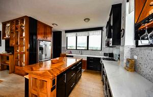 Oceanfront Serenity in San Clemente - San Clemente-san Jacinto, Ecuador