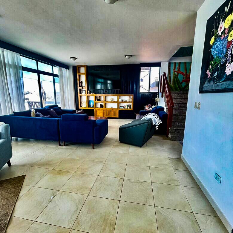 Oceanfront Serenity in San Clemente - San Clemente-san Jacinto, Ecuador