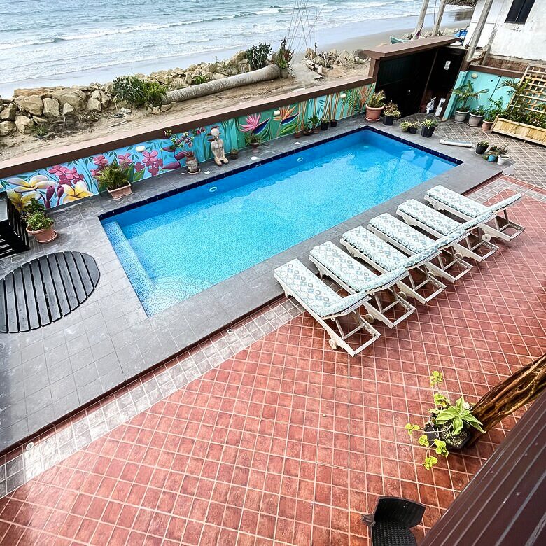 Oceanfront Serenity in San Clemente - San Clemente-san Jacinto, Ecuador