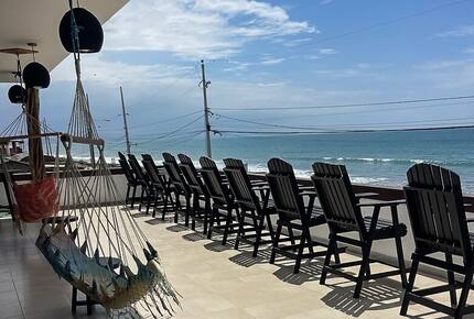 Oceanfront Serenity in San Clemente - San Clemente-san Jacinto, Ecuador