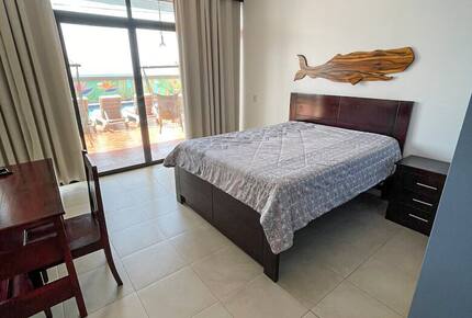 Oceanfront Serenity in San Clemente - San Clemente-san Jacinto, Ecuador