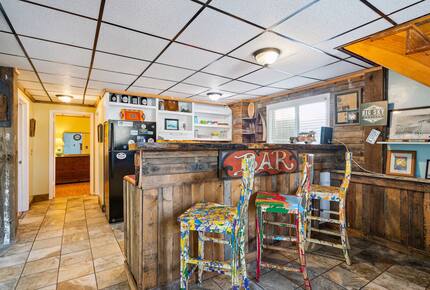 Island Escape Near Charleston - Folly Beach, South Carolina