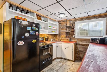 Island Escape Near Charleston - Folly Beach, South Carolina