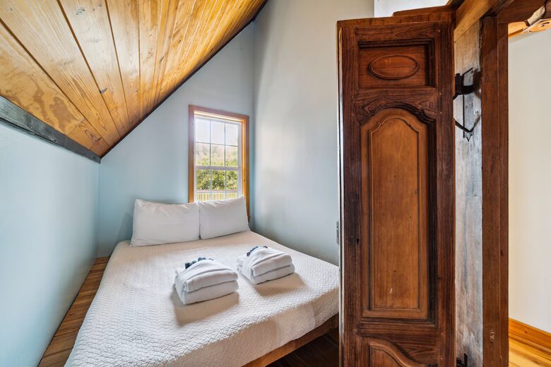 Island Escape Near Charleston - Folly Beach, South Carolina