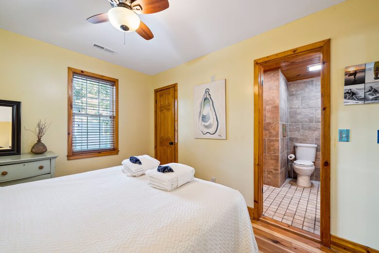 Island Escape Near Charleston - Folly Beach, South Carolina