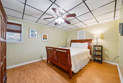 Island Escape Near Charleston - Folly Beach, South Carolina