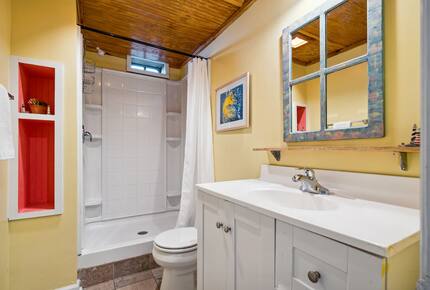 Island Escape Near Charleston - Folly Beach, South Carolina