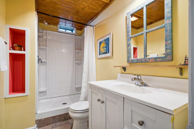 Island Escape Near Charleston - Folly Beach, South Carolina