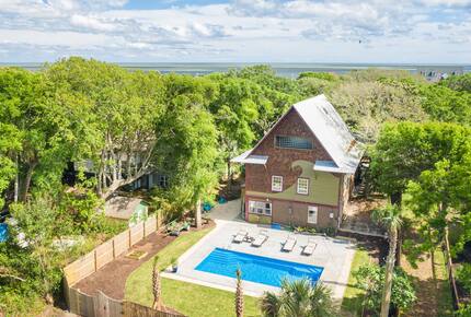 Island Escape Near Charleston - Folly Beach, South Carolina