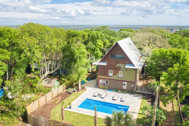 Island Escape Near Charleston - Folly Beach, South Carolina