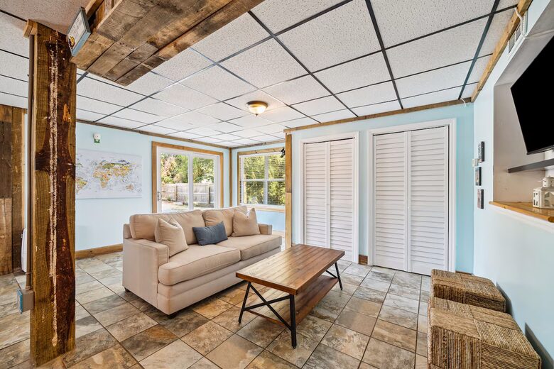 Island Escape Near Charleston - Folly Beach, South Carolina