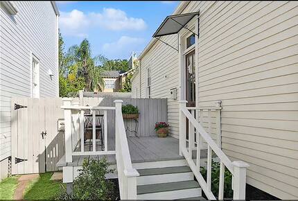 Historic Shotgun Cottage in Uptown New Orleans - New Orleans, Louisiana