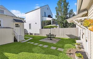 Historic Shotgun Cottage in Uptown New Orleans - New Orleans, Louisiana