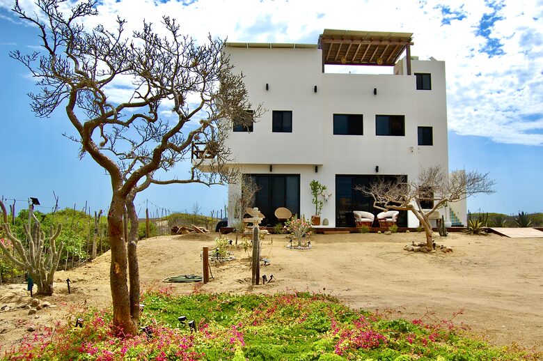 Elegant Baja Retreat with Ocean & Mountain Views - Playa Los Cerritos, Mexico