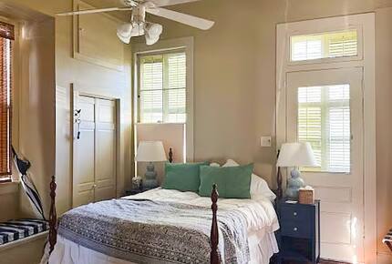 Historic Shotgun Cottage in Uptown New Orleans - New Orleans, Louisiana