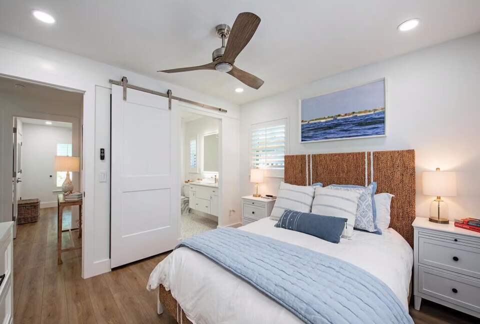 Waterfront Cottage on the Isles of Capri - Naples, Florida