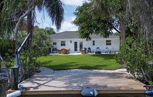 Waterfront Cottage on the Isles of Capri - Naples, Florida