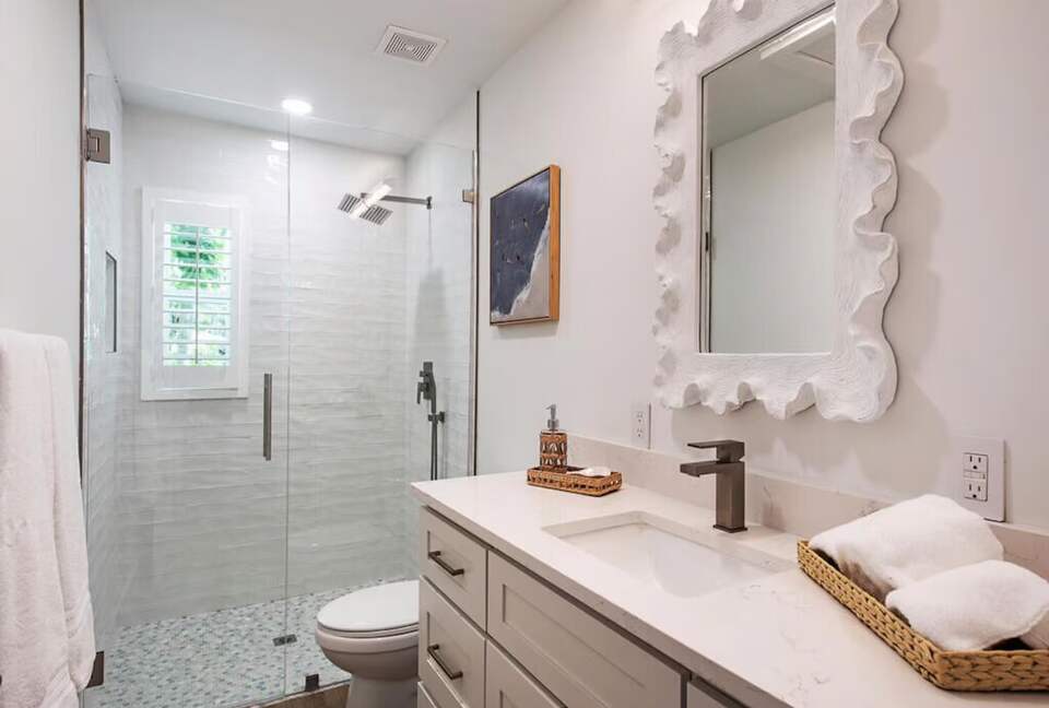 Waterfront Cottage on the Isles of Capri - Naples, Florida