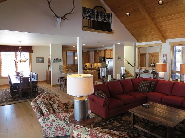 Elegant Victor Retreat with Reclaimed Wood Details - Victor, Idaho