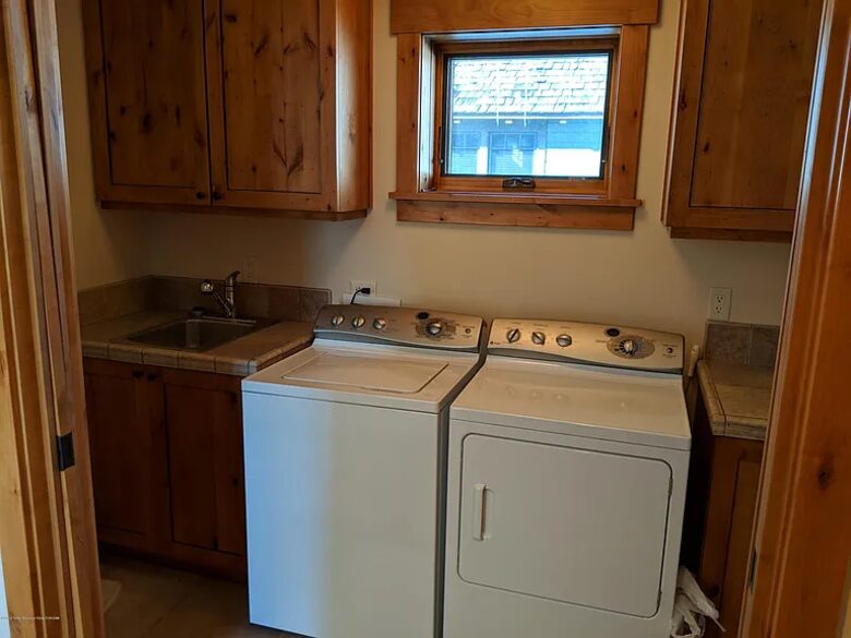 Elegant Victor Retreat with Reclaimed Wood Details - Victor, Idaho