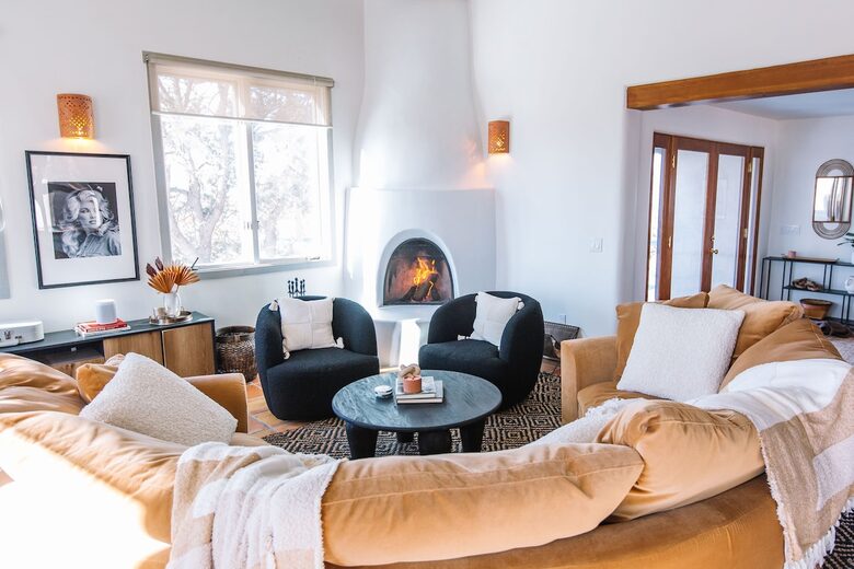 Desert Sanctuary with Designer Touches - Santa Fe, New Mexico