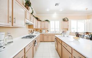 Waterfalls View Refined Six-Bedroom Retreat Minutes from the Strip - Las Vegas, Nevada