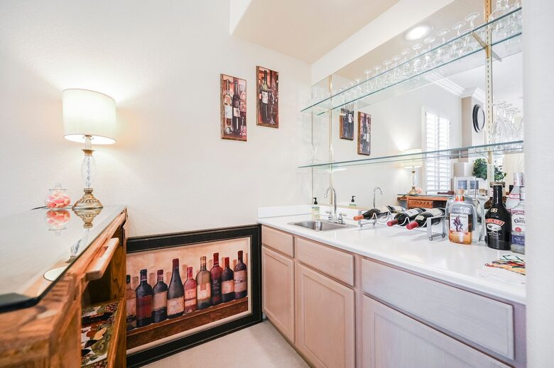 Refined Six-Bedroom Retreat Minutes from the Strip - Las Vegas, Nevada