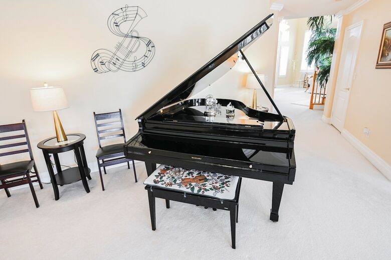 Refined Six-Bedroom Retreat Minutes from the Strip - Las Vegas, Nevada