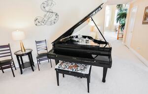 Waterfalls View Refined Six-Bedroom Retreat Minutes from the Strip - Las Vegas, Nevada