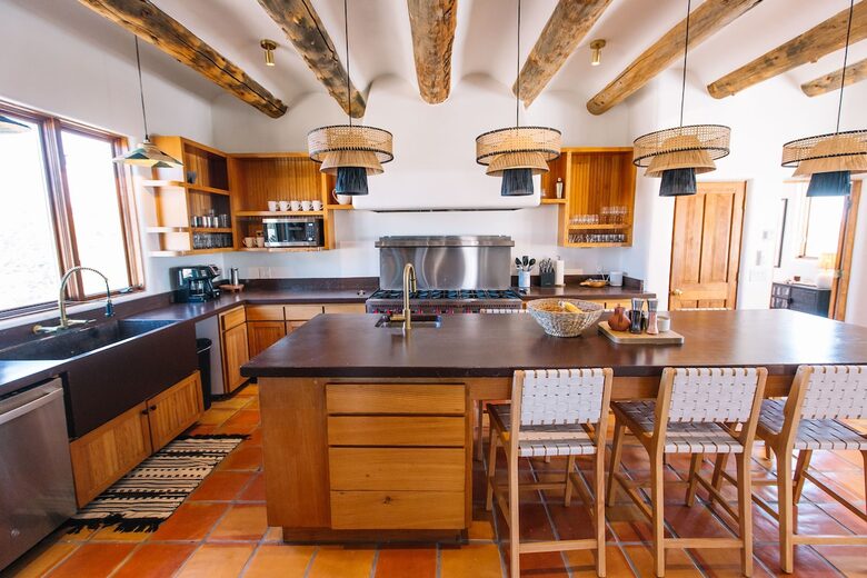 Desert Sanctuary with Designer Touches - Santa Fe, New Mexico