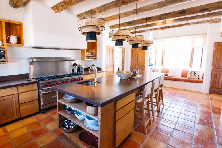 Desert Sanctuary with Designer Touches - Santa Fe, New Mexico