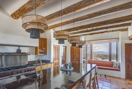 Desert Sanctuary with Designer Touches - Santa Fe, New Mexico